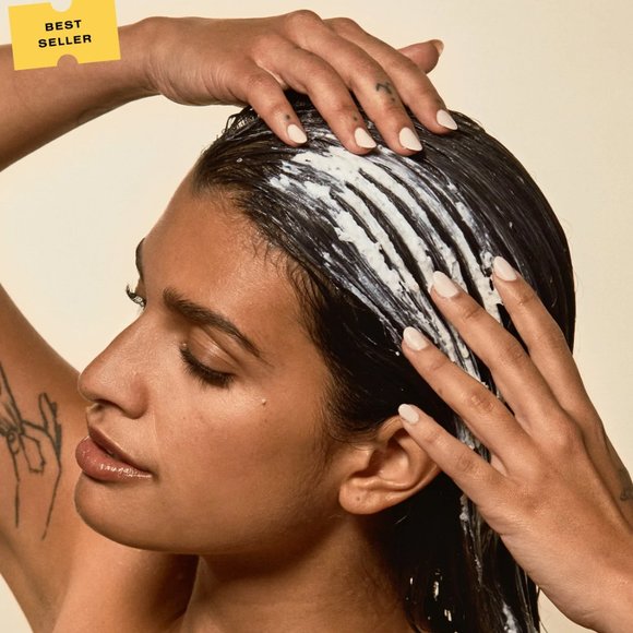 EXFOLIATING SHAMPOO TREATMENT - Picture 1 of 4